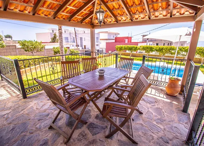 Rentaliday Alta Villa